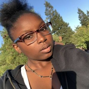 Meet your Posher, Lanaja